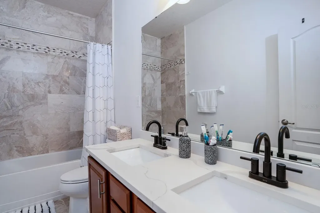 8610 Turnstone Shore Lane Riverview FL 33578
