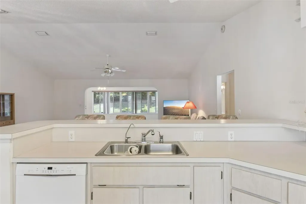26245 Newcombe Circle Leesburg FL 34748