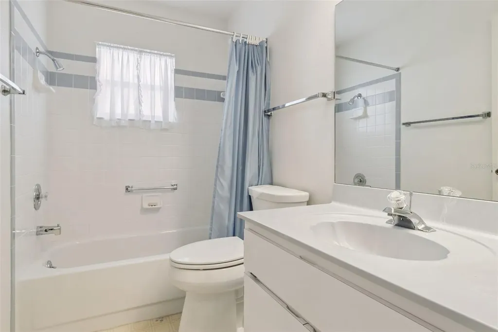 26245 Newcombe Circle Leesburg FL 34748
