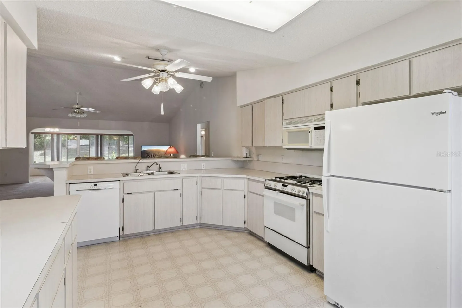 26245 Newcombe Circle Leesburg FL 34748