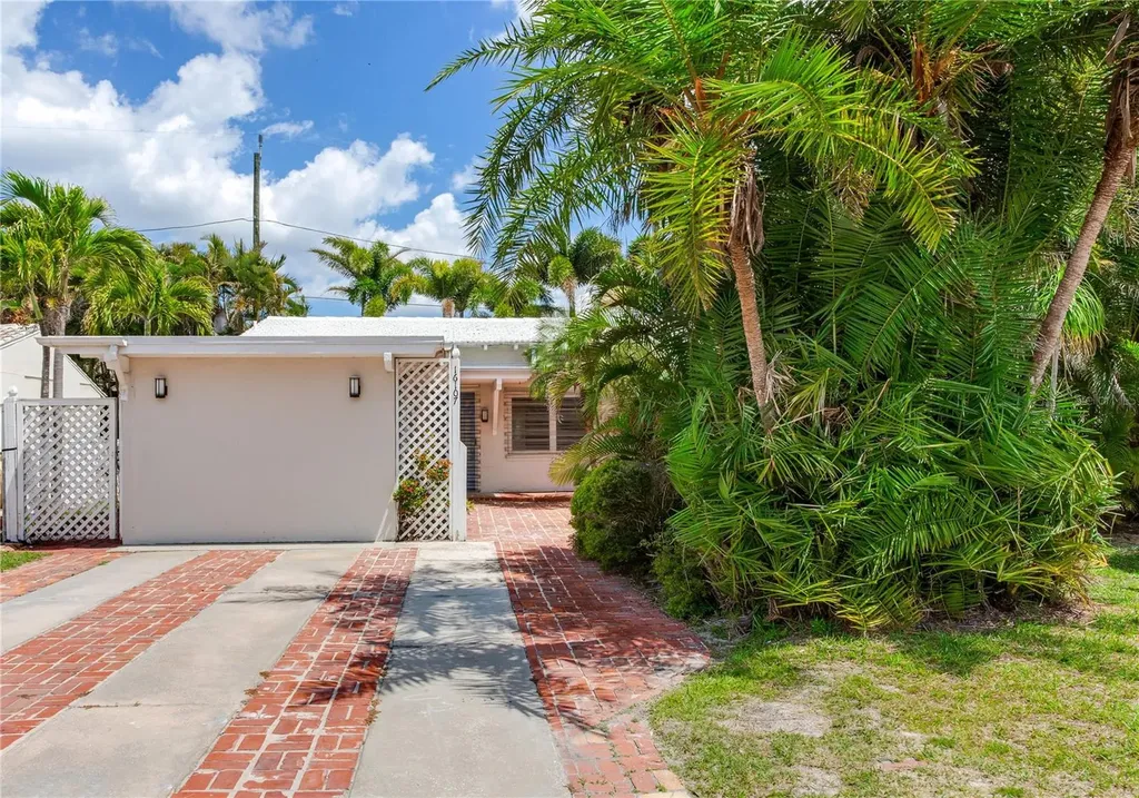 16107 Gulf Boulevard Redington Beach FL 33708