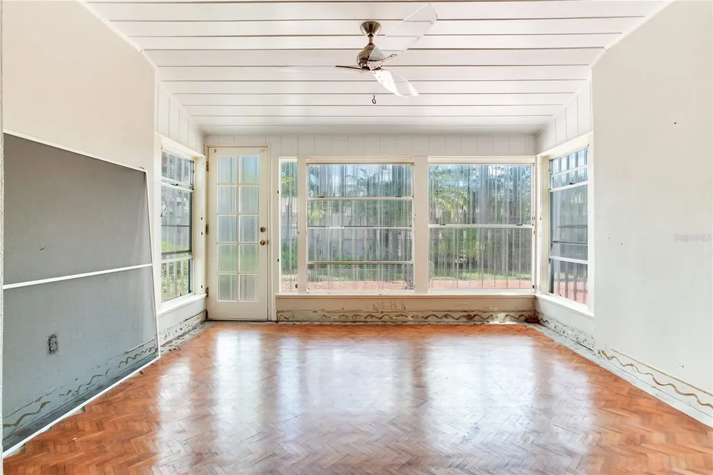 16107 Gulf Boulevard Redington Beach FL 33708