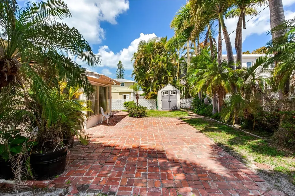 16107 Gulf Boulevard Redington Beach FL 33708