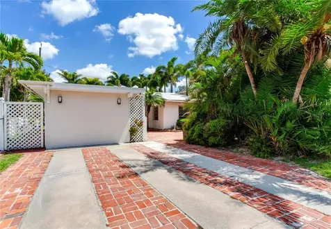 16107 Gulf Boulevard Redington Beach FL 33708