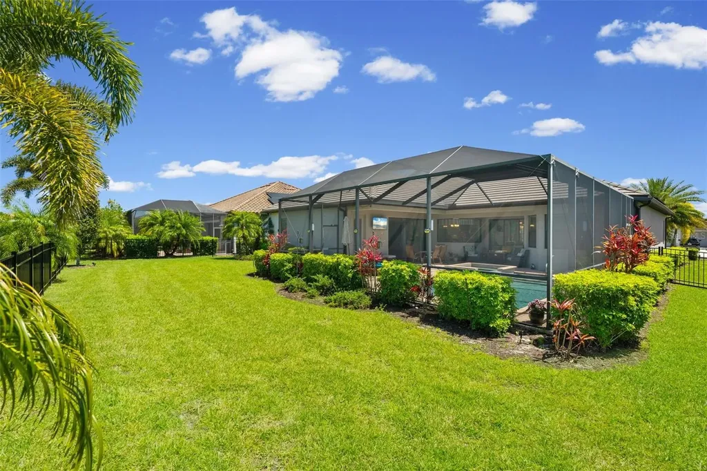 17053 Polo Trail Lakewood Ranch FL 34211
