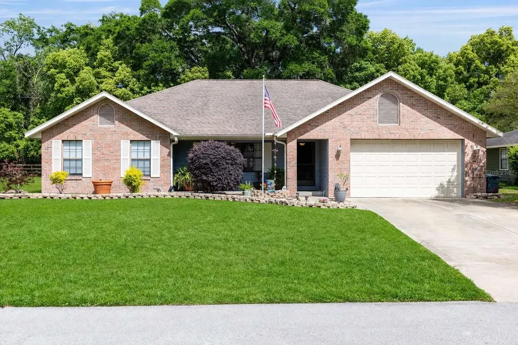 725 SE 56th Avenue Ocala FL 34480