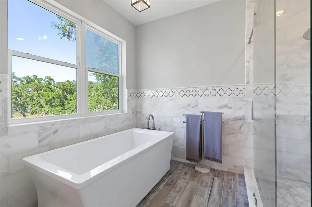 3321 N Kingsway Road Thonotosassa FL 33592
