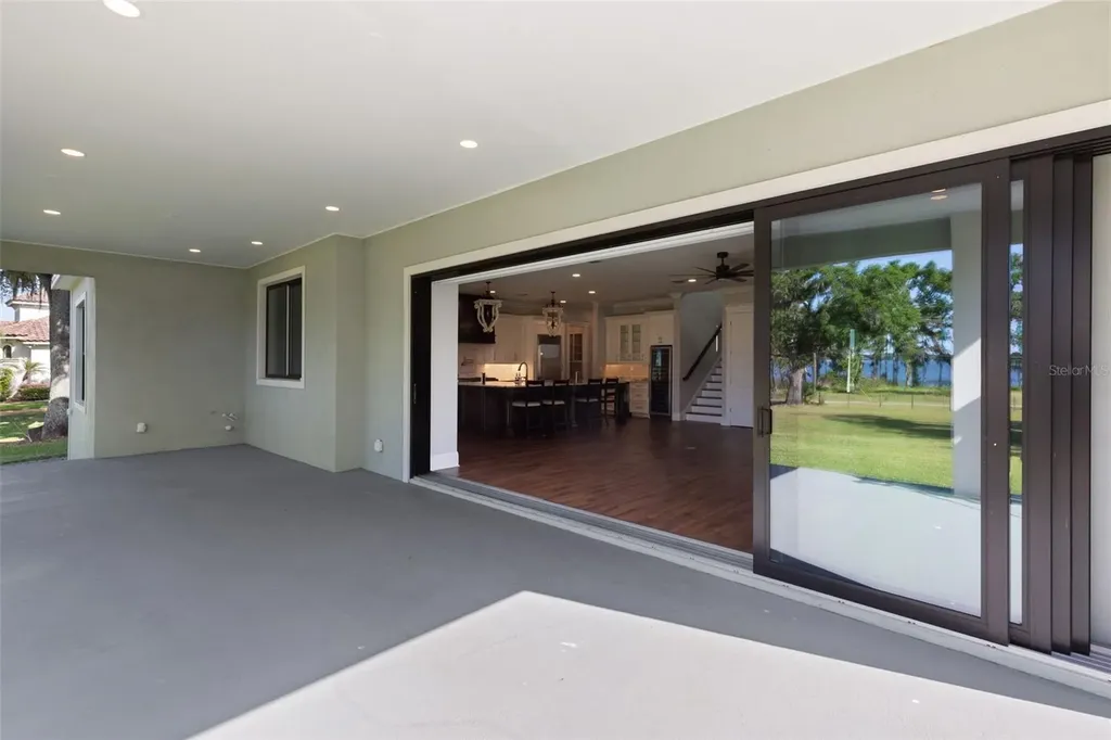3321 N Kingsway Road Thonotosassa FL 33592