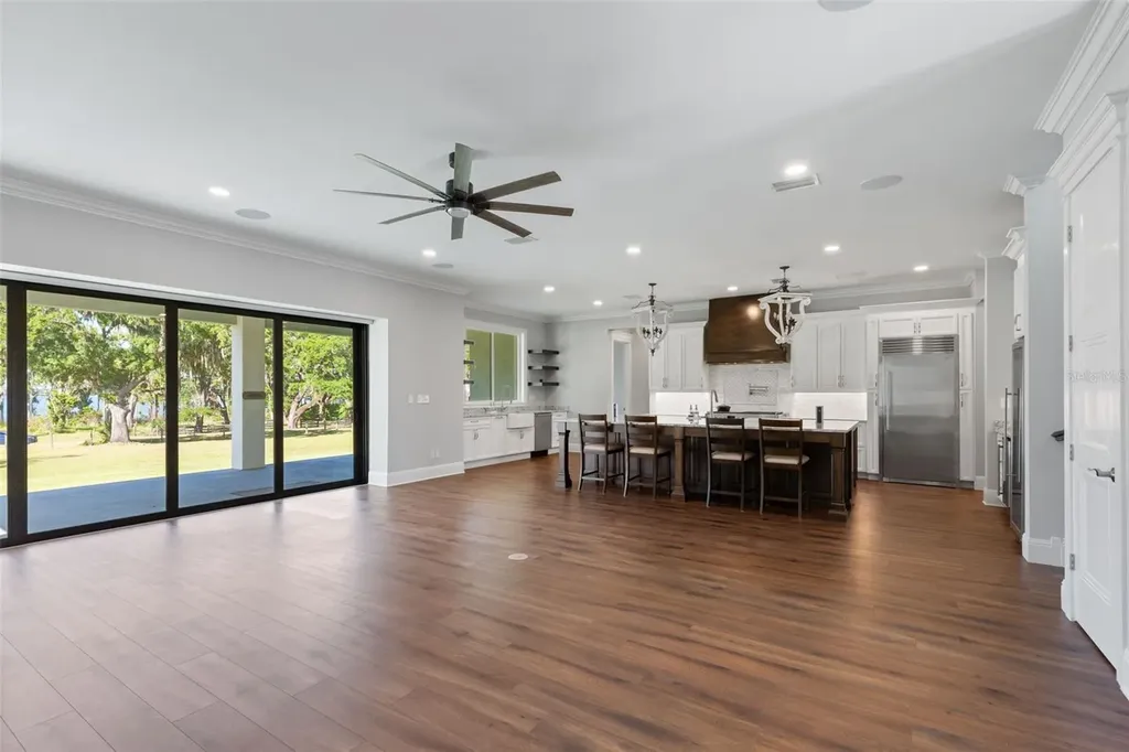 3321 N Kingsway Road Thonotosassa FL 33592