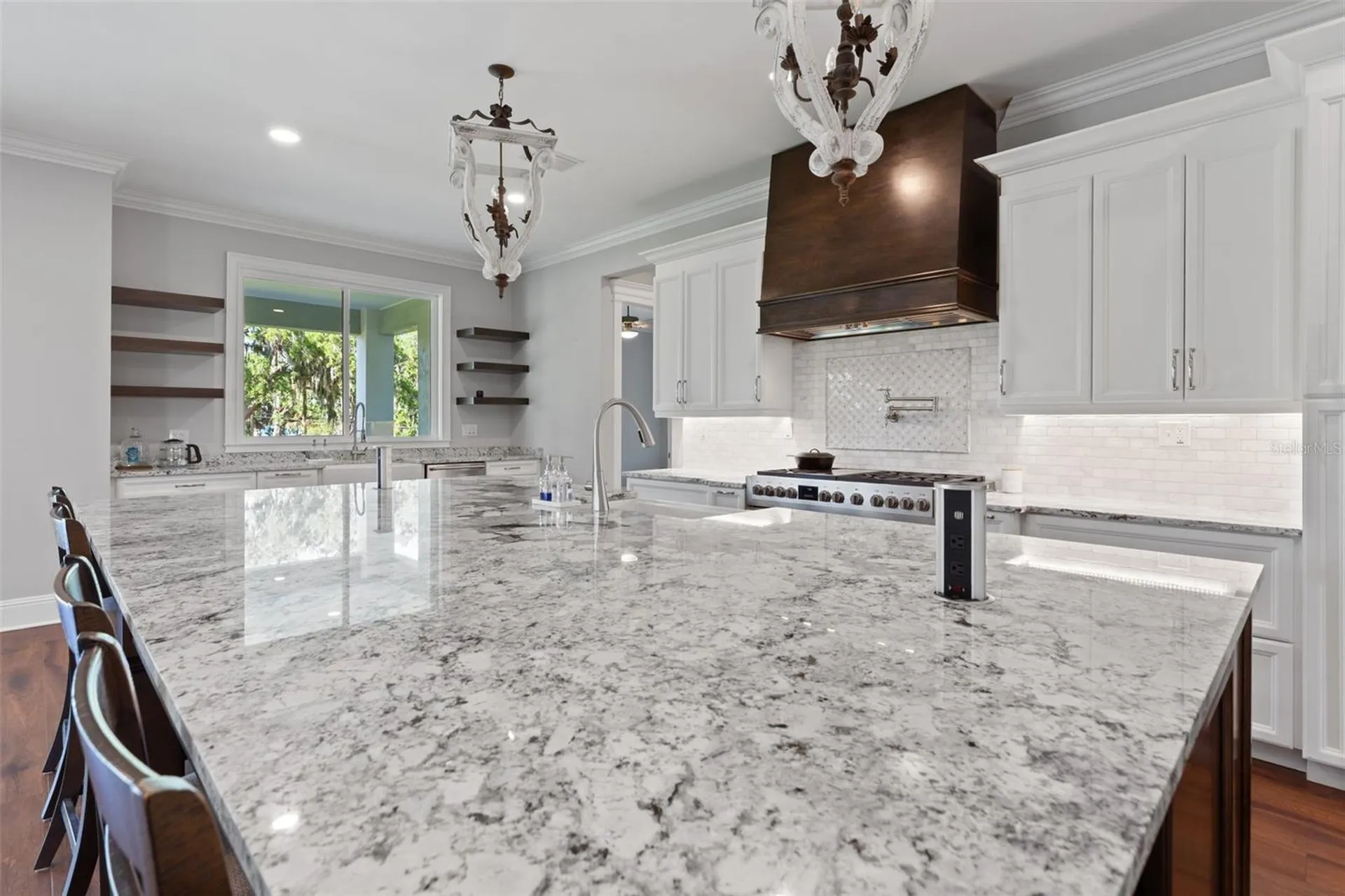 3321 N Kingsway Road Thonotosassa FL 33592