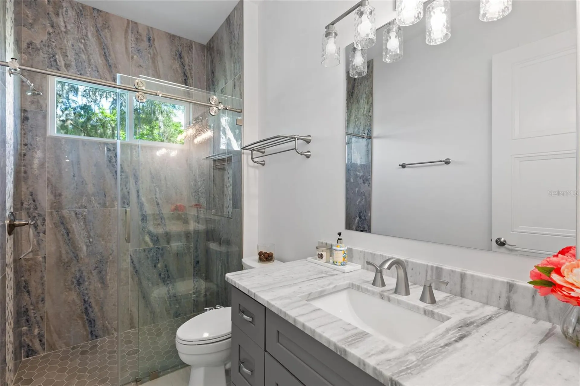 3321 N Kingsway Road Thonotosassa FL 33592