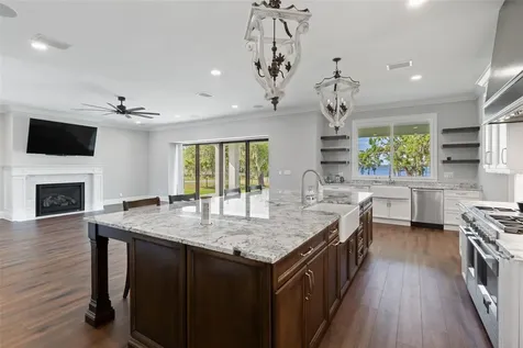 3321 N Kingsway Road Thonotosassa FL 33592