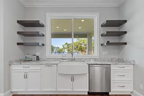 3321 N Kingsway Road Thonotosassa FL 33592