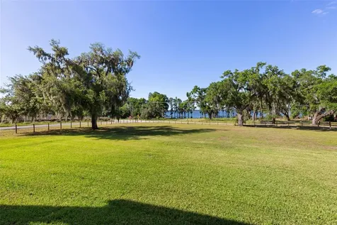 3321 N Kingsway Road Thonotosassa FL 33592