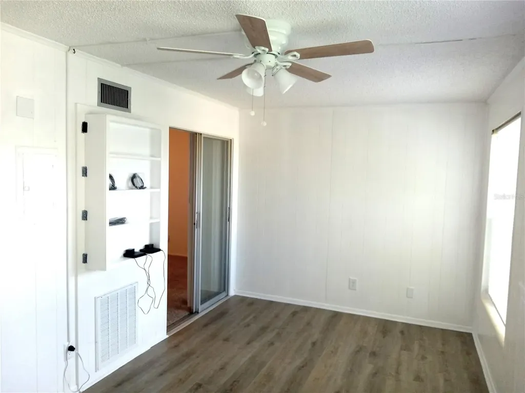 2359 Finlandia Lane Clearwater FL 33763