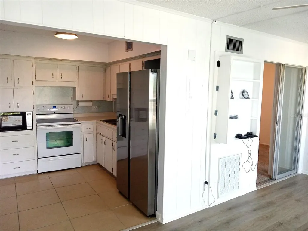 2359 Finlandia Lane Clearwater FL 33763
