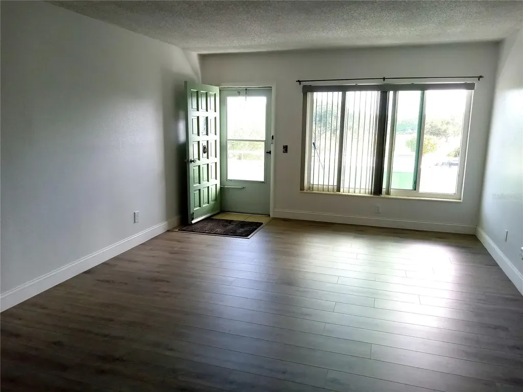 2359 Finlandia Lane Clearwater FL 33763