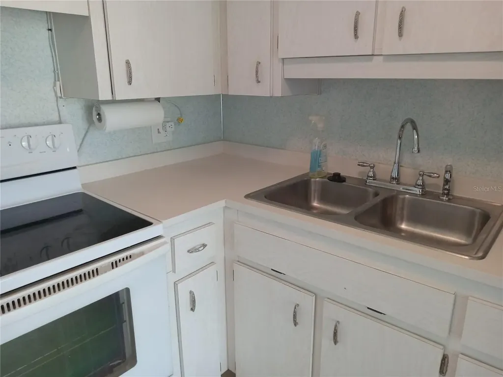 2359 Finlandia Lane Clearwater FL 33763