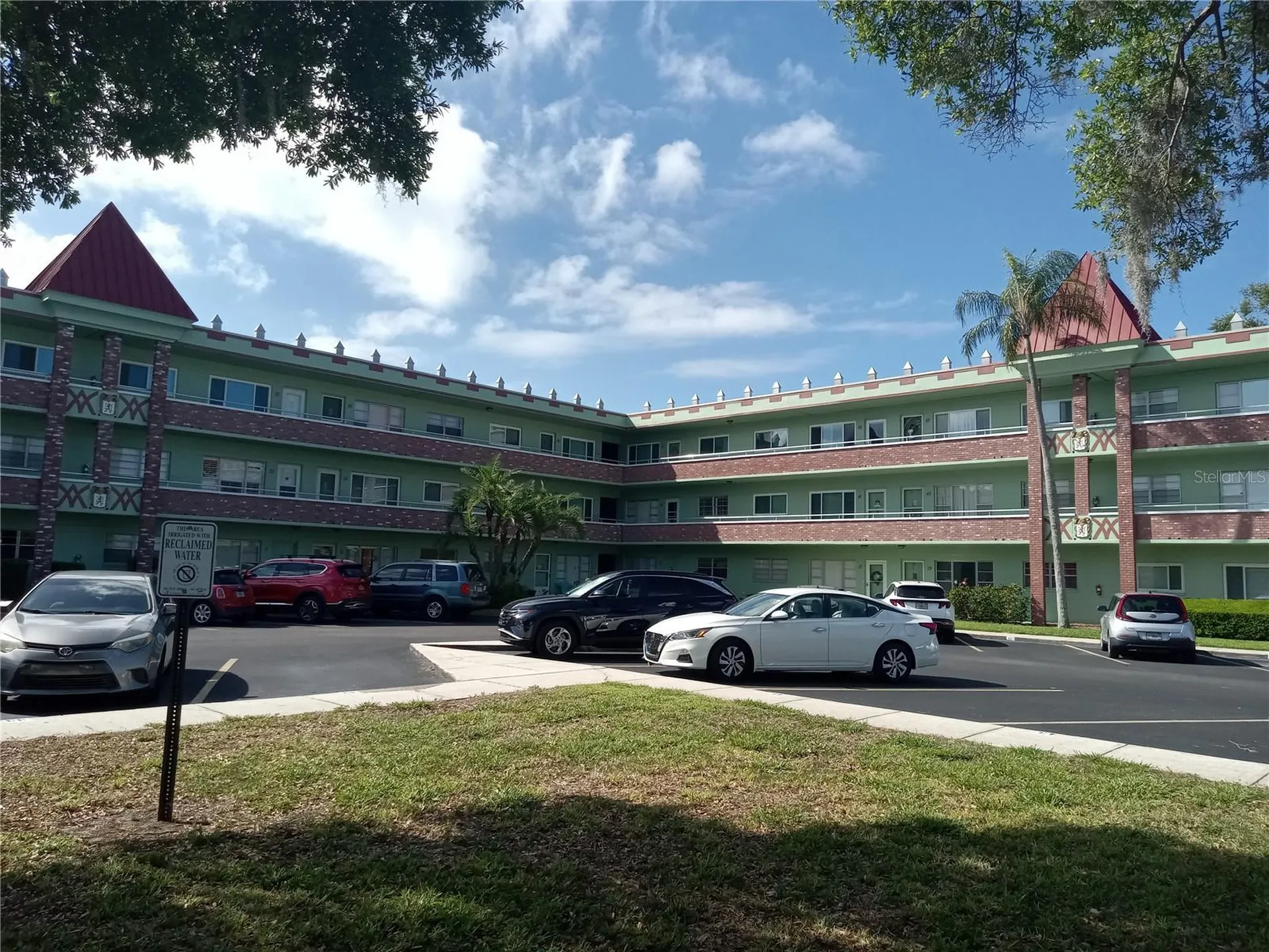 2359 Finlandia Lane Clearwater FL 33763