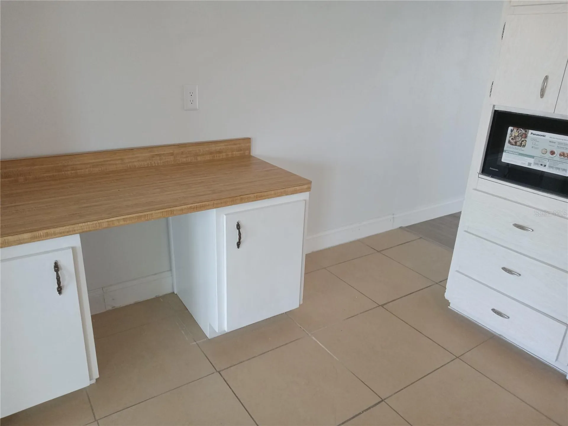 2359 Finlandia Lane Clearwater FL 33763