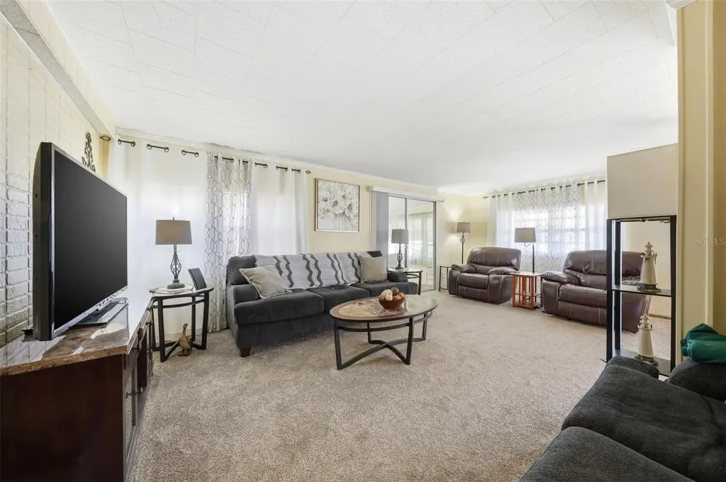 34117 Hodges Road Leesburg FL 34788