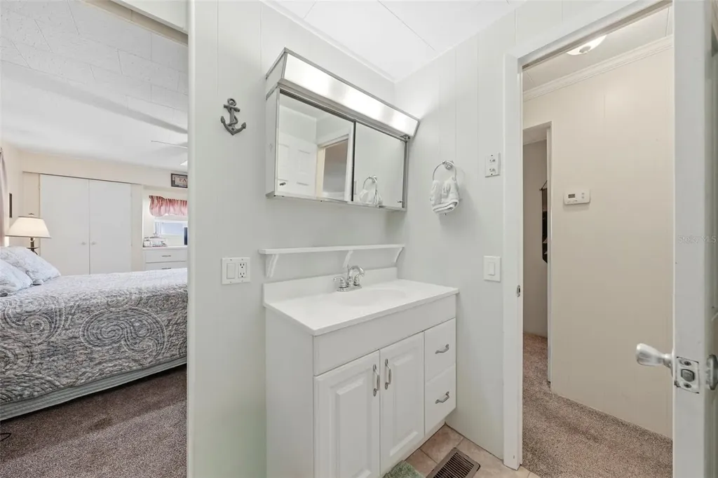 34117 Hodges Road Leesburg FL 34788