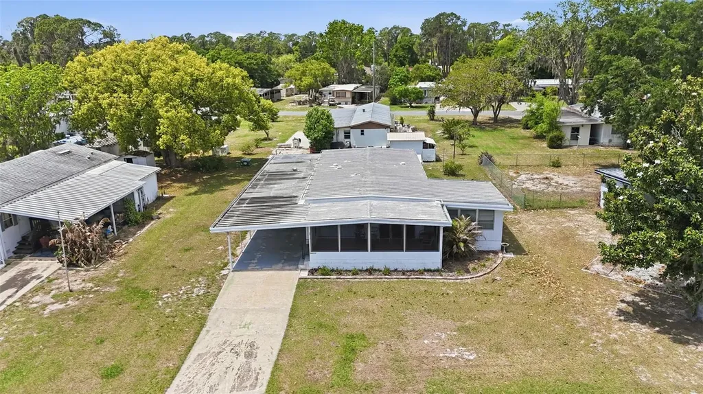 34117 Hodges Road Leesburg FL 34788