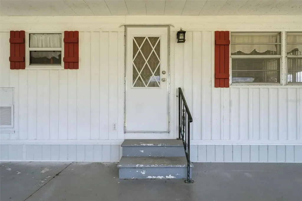 34117 Hodges Road Leesburg FL 34788