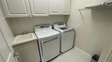 7677 Bergamo Avenue Sarasota FL 34238