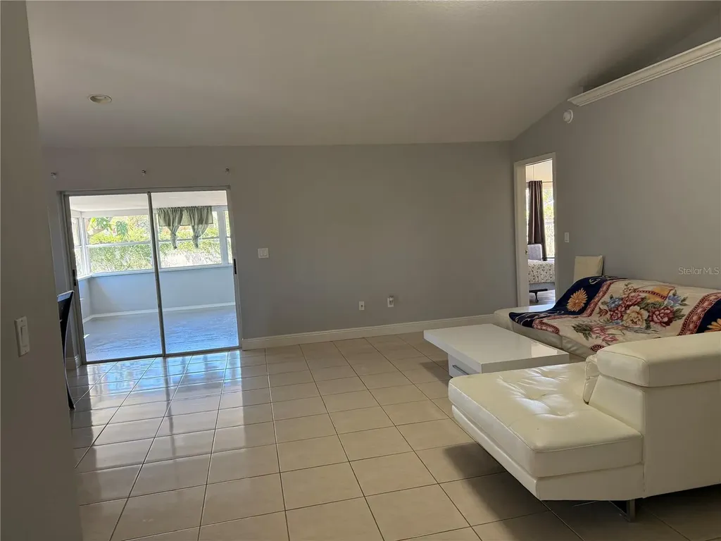 1607 Widelake Court Brandon FL 33511