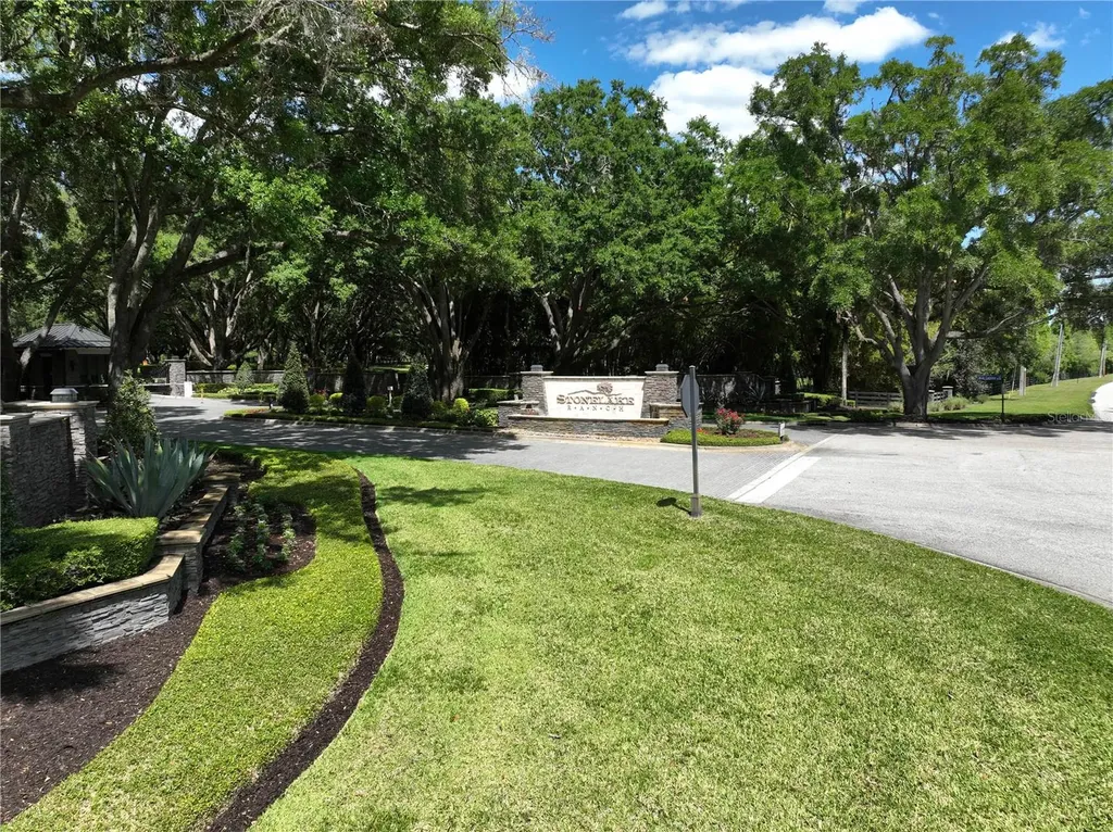 12322 Stonelake Ranch Boulevard Thonotosassa FL 33592