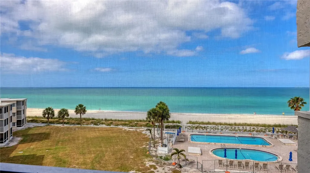 4825 Gulf Of Mexico Drive Longboat Key FL 34228