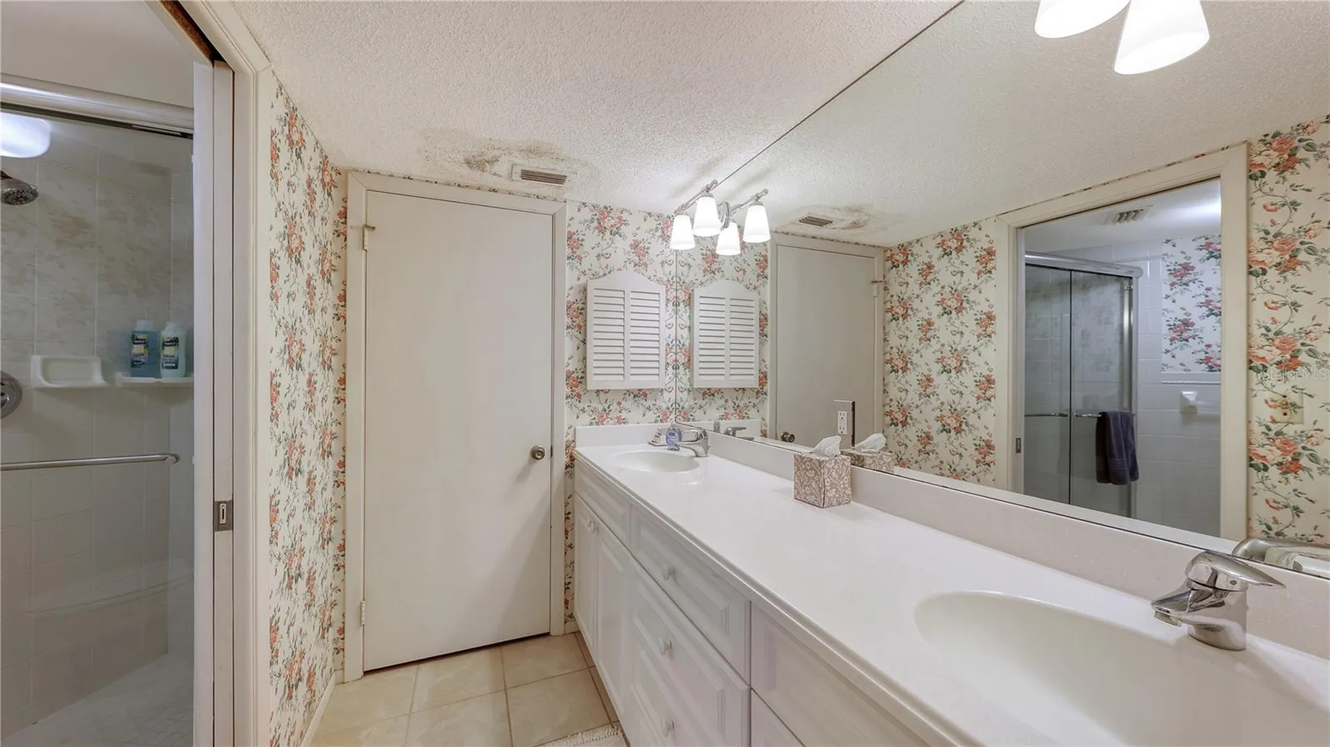 4825 Gulf Of Mexico Drive Longboat Key FL 34228