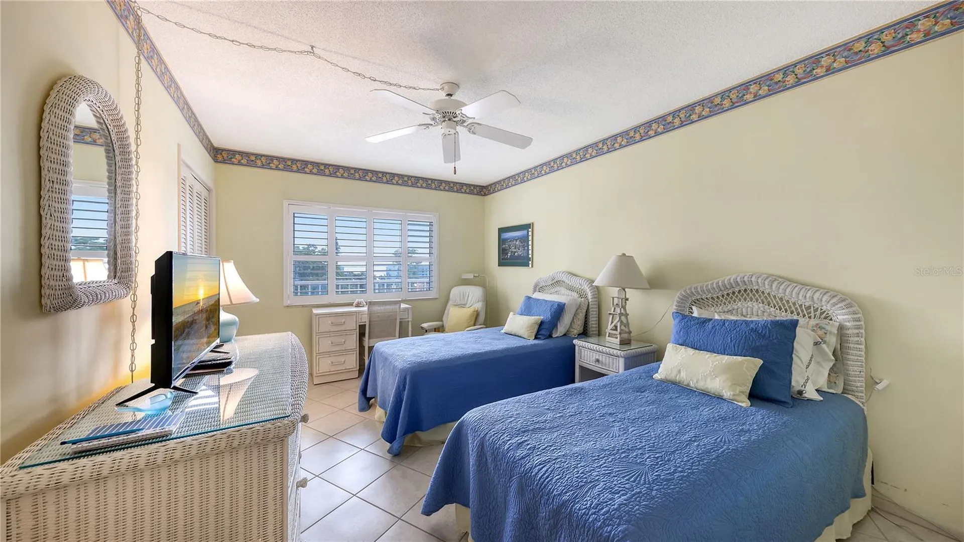4825 Gulf Of Mexico Drive Longboat Key FL 34228