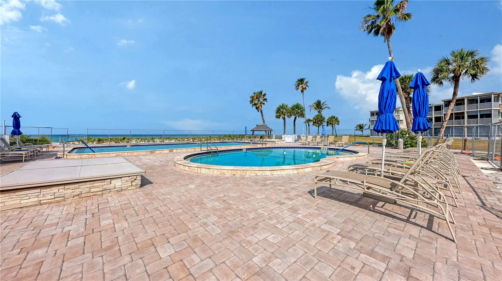 4825 Gulf Of Mexico Drive Longboat Key FL 34228