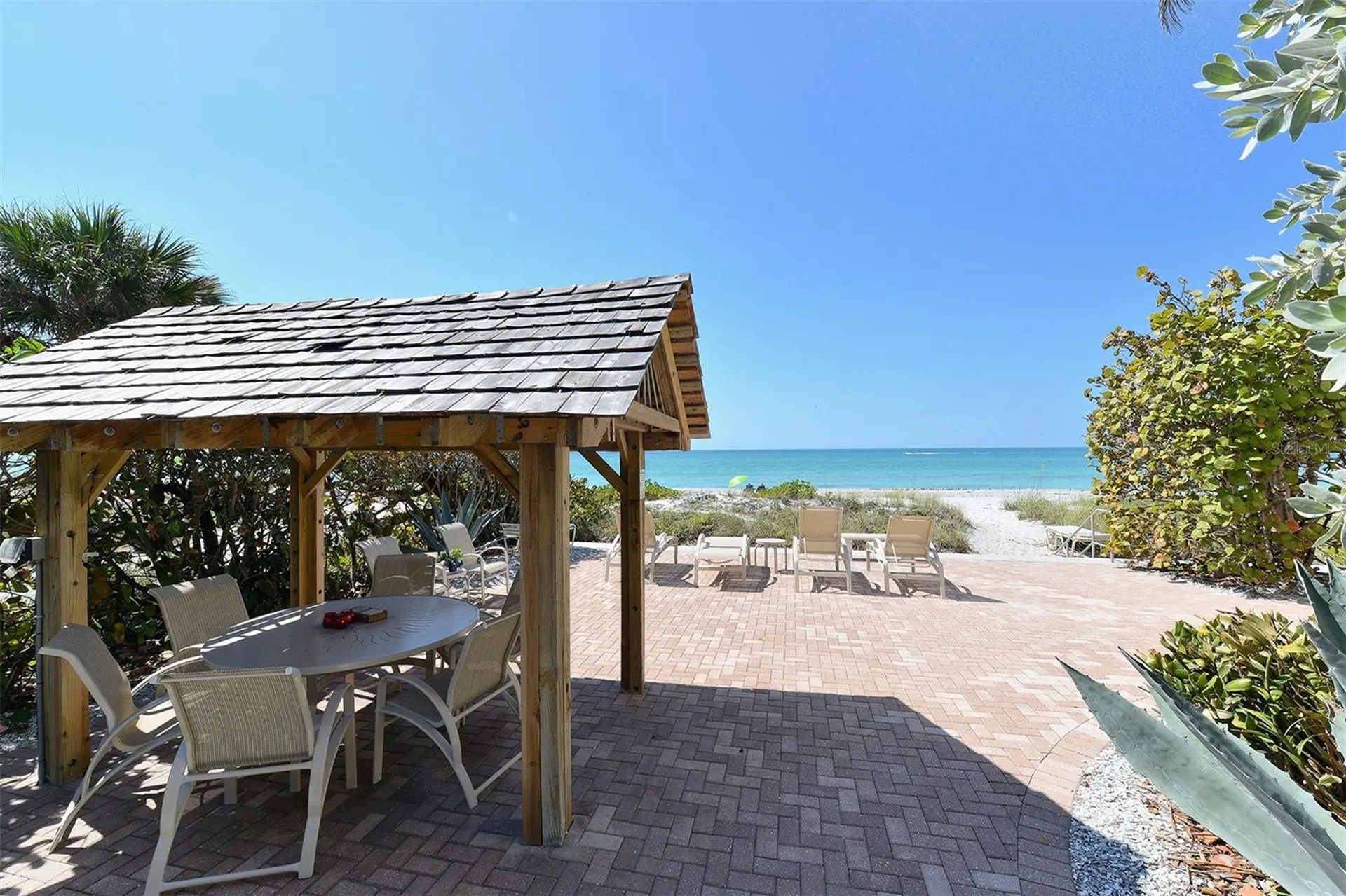 4825 Gulf Of Mexico Drive Longboat Key FL 34228