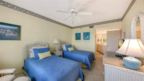 4825 Gulf Of Mexico Drive Longboat Key FL 34228