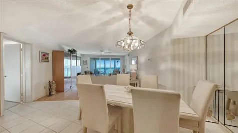 4825 Gulf Of Mexico Drive Longboat Key FL 34228