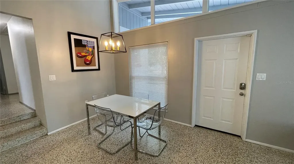 2832 Bay Street Sarasota FL 34237