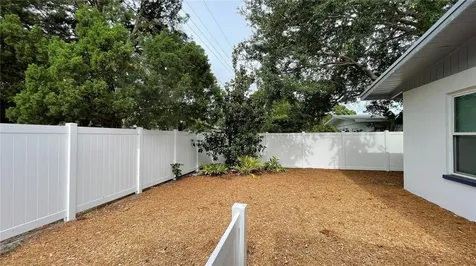 2832 Bay Street Sarasota FL 34237