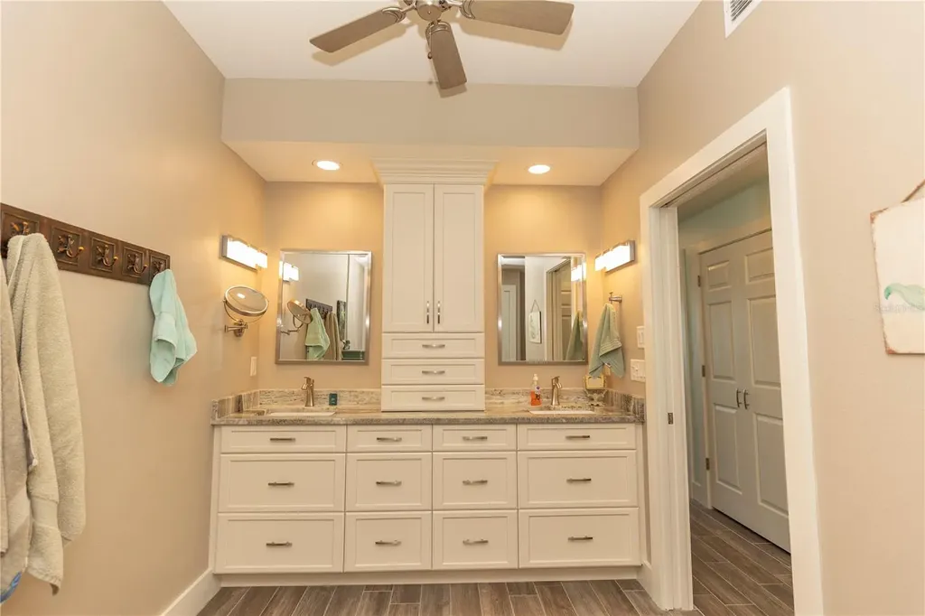 9203 Griggs Road Englewood FL 34224