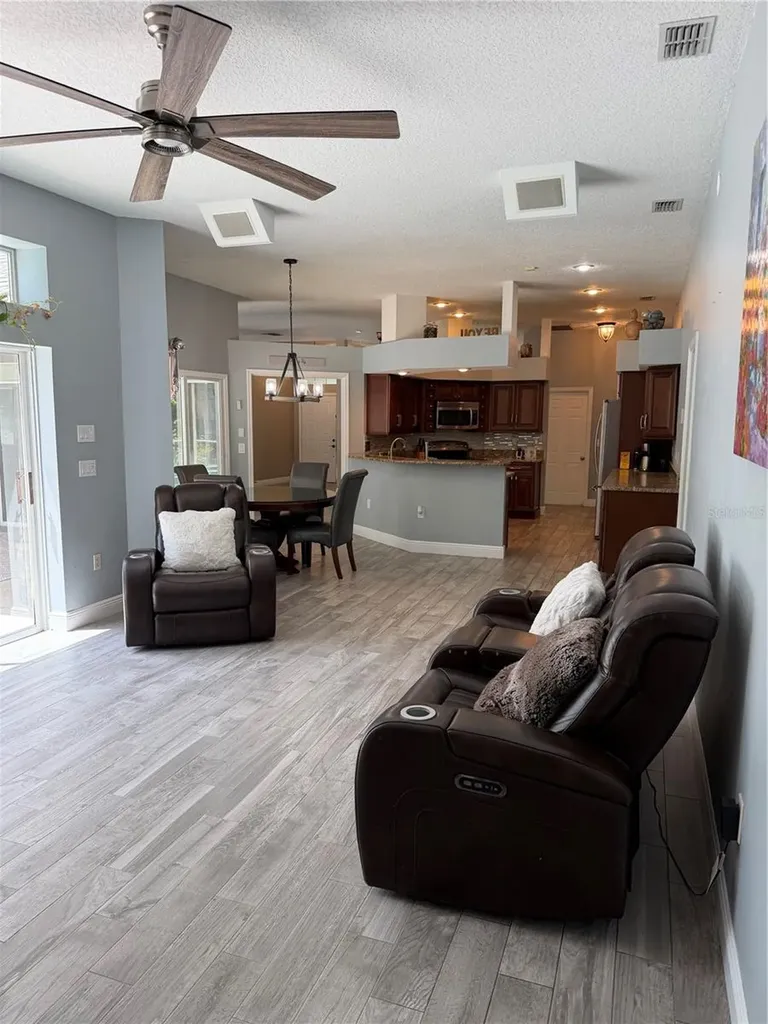 1616 Kinsmere Drive Trinity FL 34655