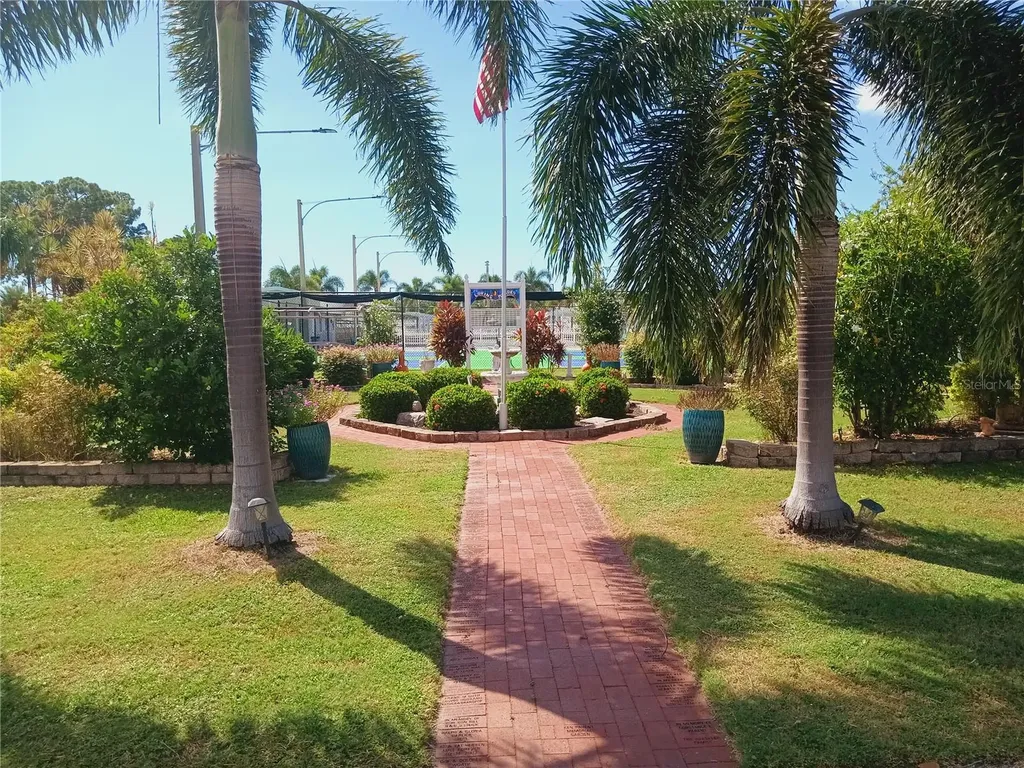 4819 Sea Island Avenue Sarasota FL 34234