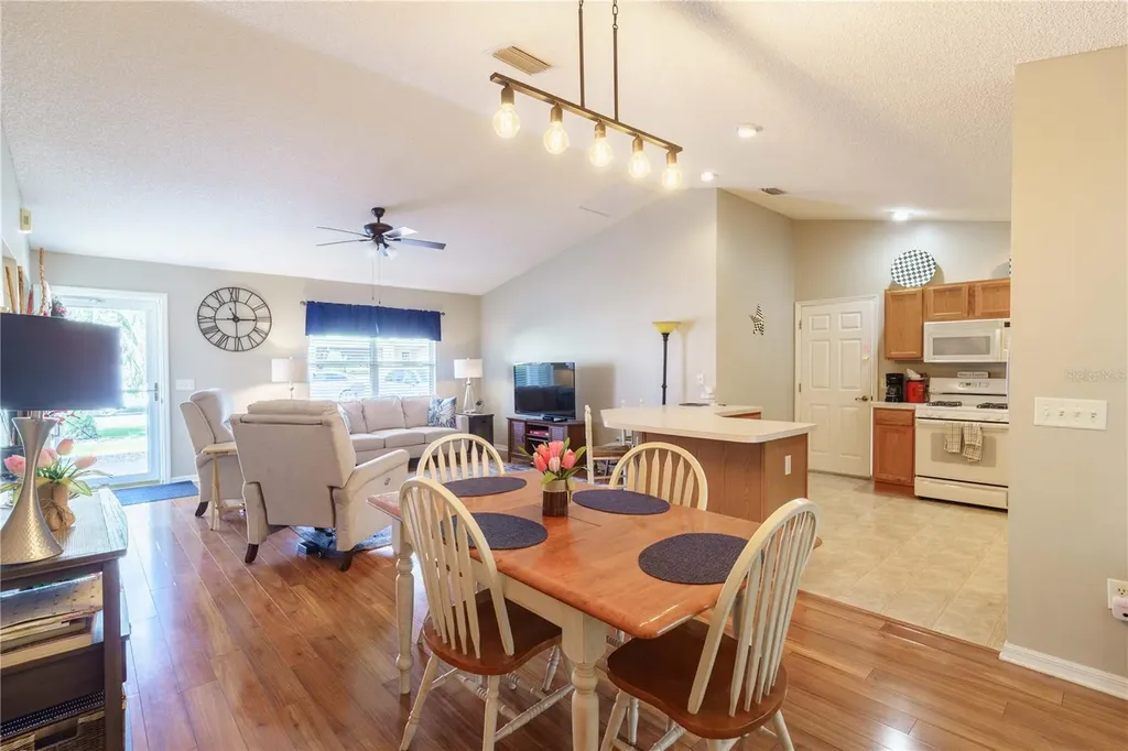 16980 SE 96th Chapelwood Circle The Villages FL 32162