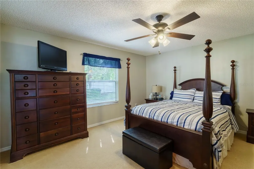 16980 SE 96th Chapelwood Circle The Villages FL 32162
