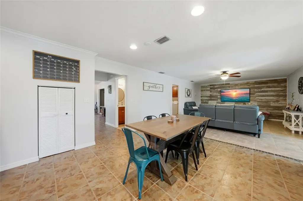 4053 Pinstar Terrace North Port FL 34287