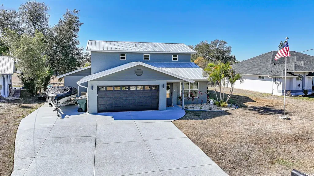 4053 Pinstar Terrace North Port FL 34287
