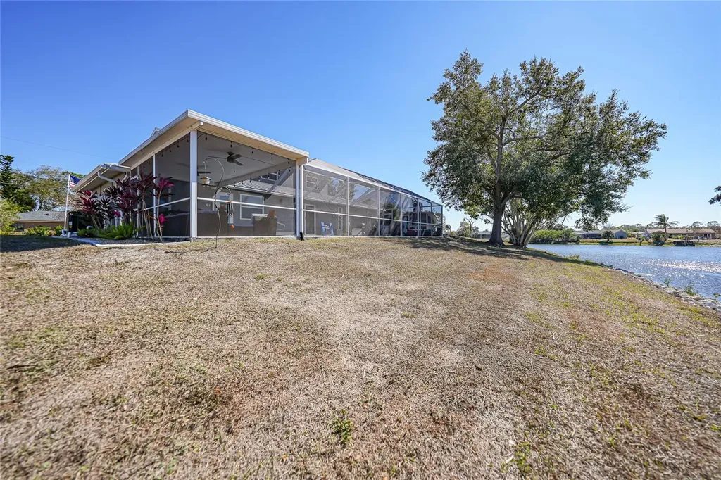 4053 Pinstar Terrace North Port FL 34287