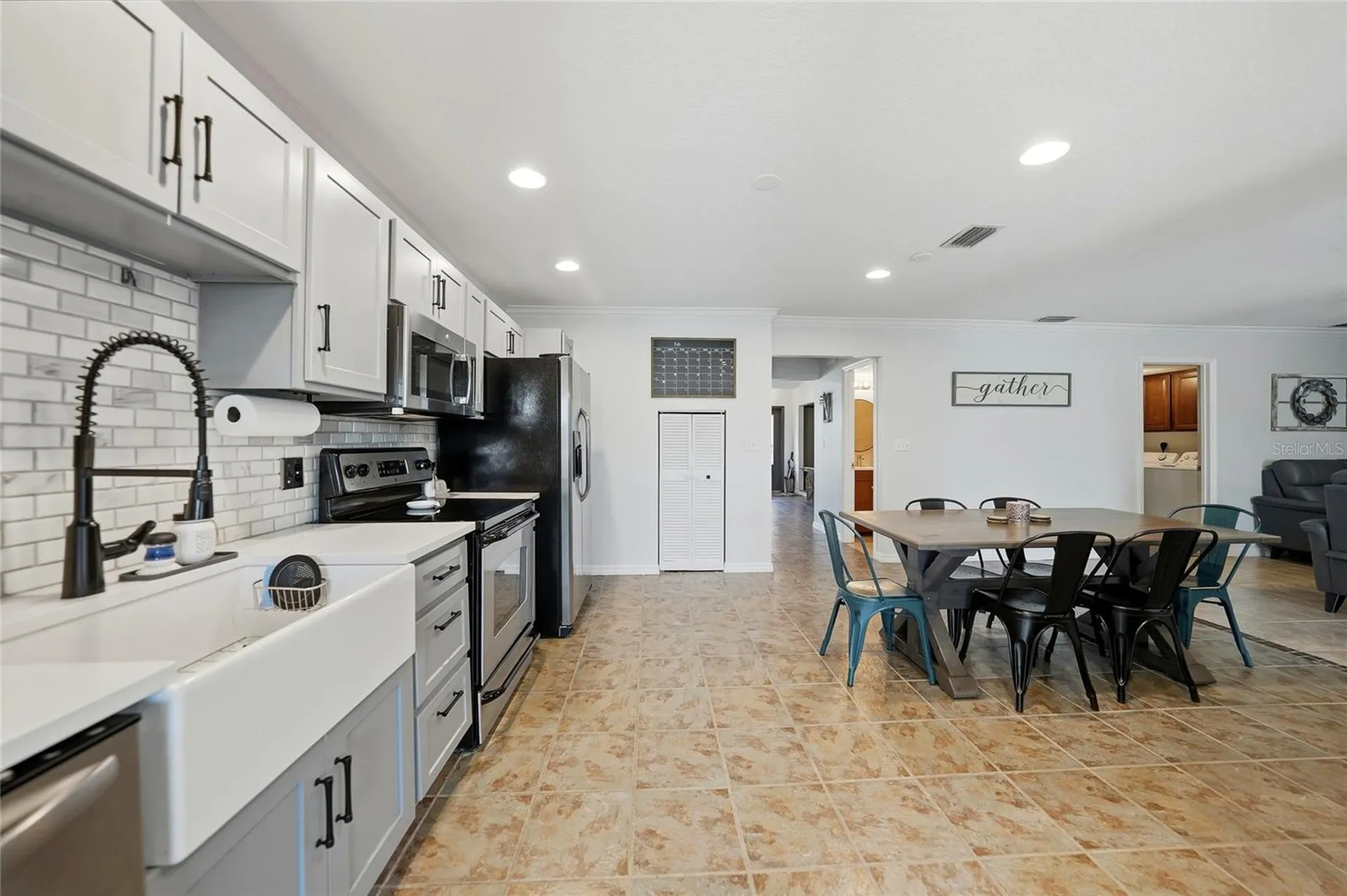 4053 Pinstar Terrace North Port FL 34287