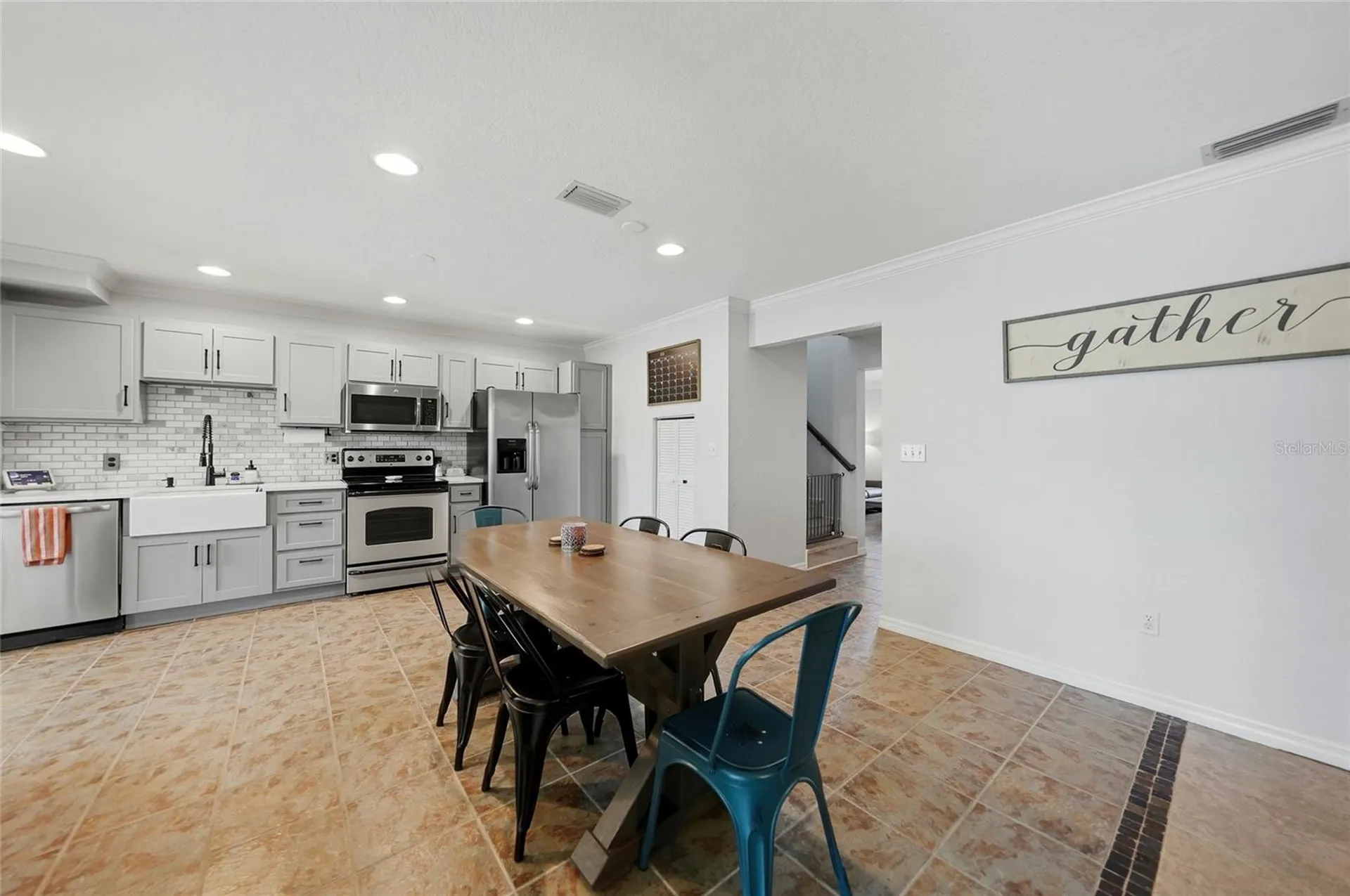 4053 Pinstar Terrace North Port FL 34287